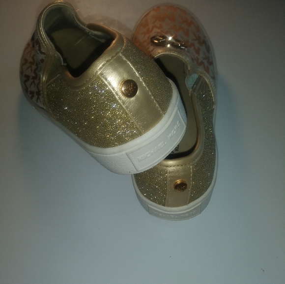 Michael Kors slip on loafers - Picture 3 of 4